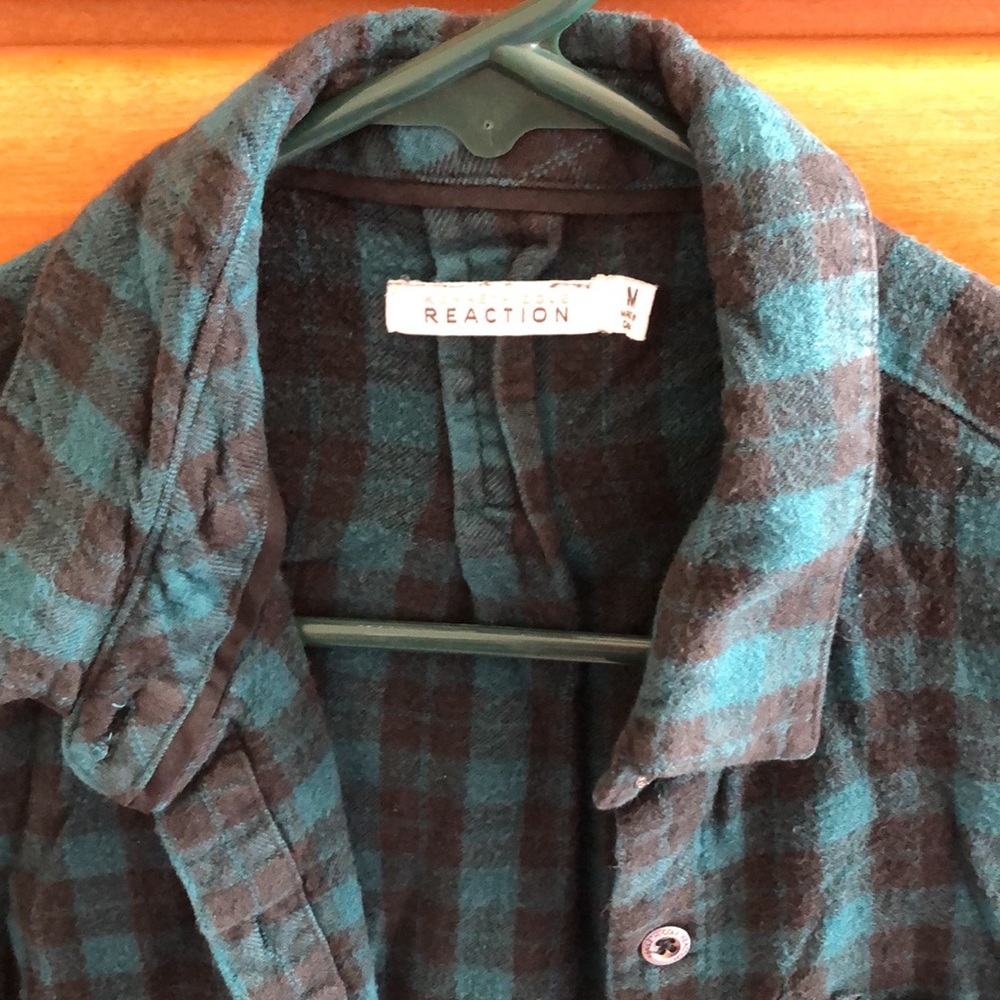 Kenneth Cole button down flannel - Picture 2 of 4